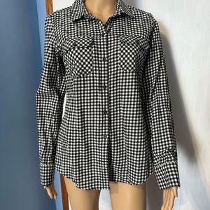 Women’s Black & White Plaid Button-Up Shirt / Blouse, Size M